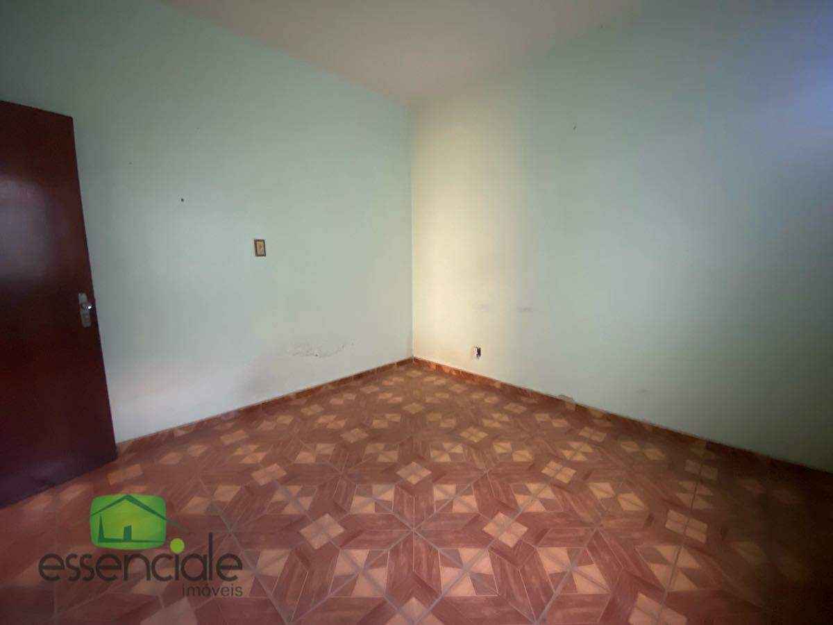 Casa de 360m² e 5 quartos no bairro Jardim Industrial à venda por R$ 840.000