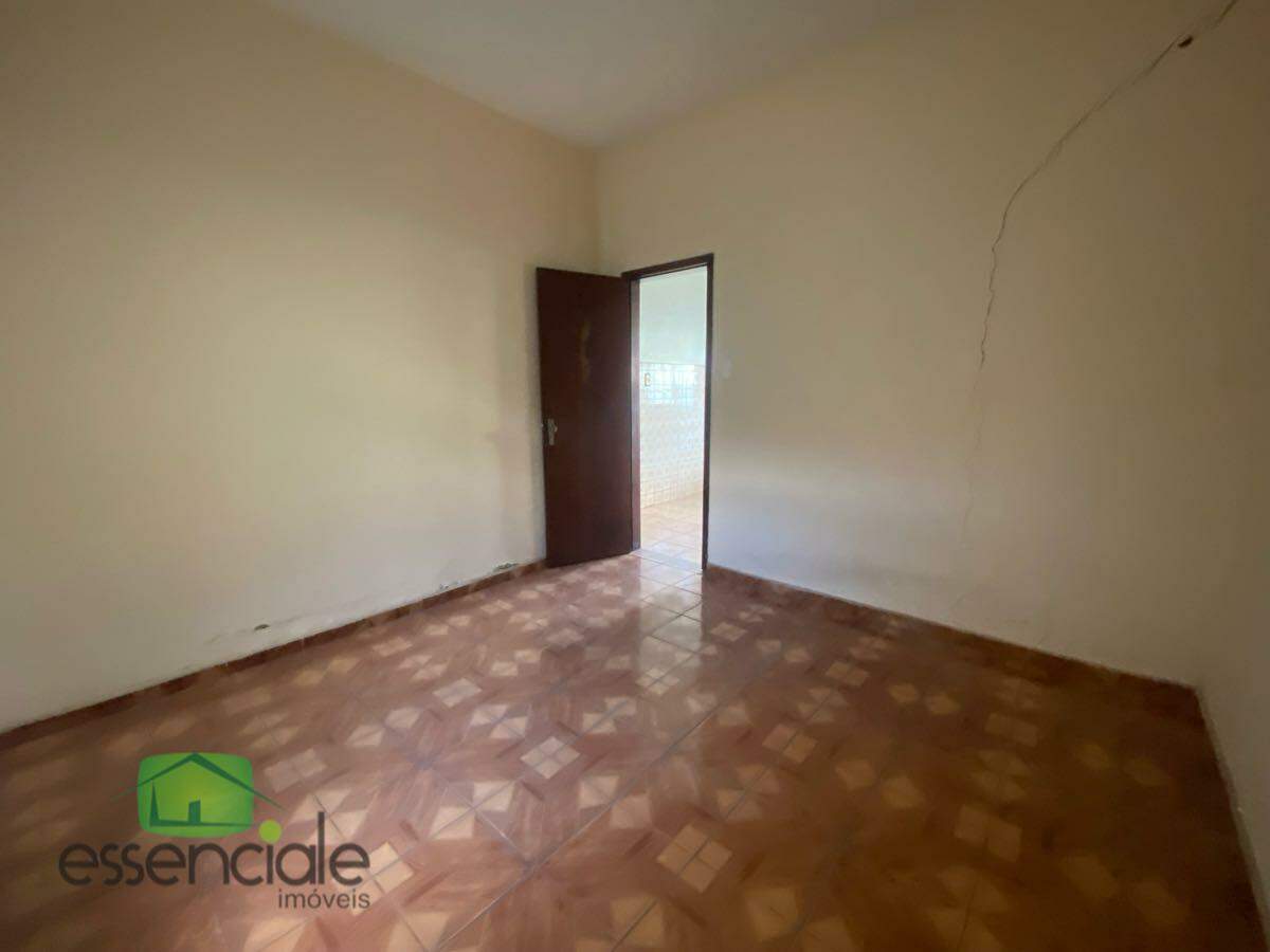 Casa de 360m² e 5 quartos no bairro Jardim Industrial à venda por R$ 840.000
