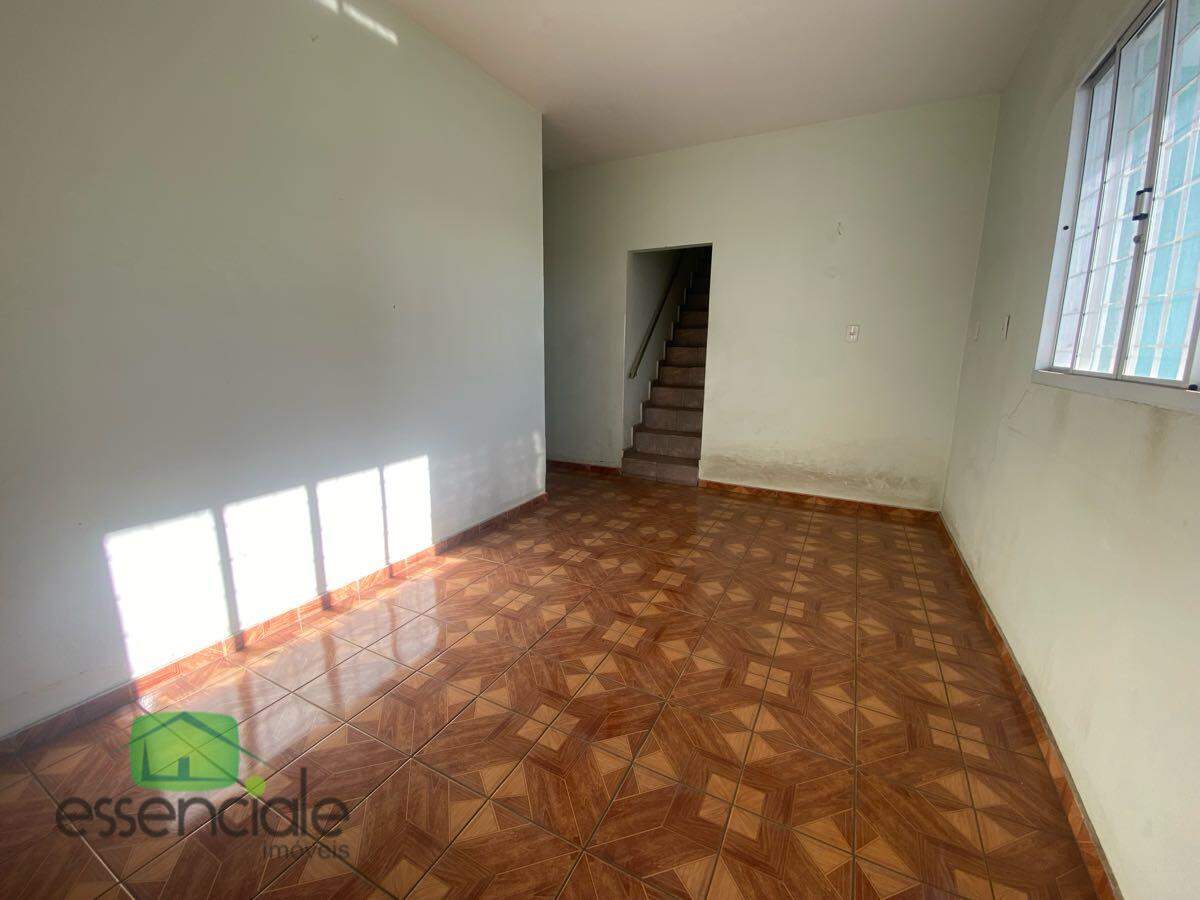 Casa de 360m² e 5 quartos no bairro Jardim Industrial à venda por R$ 840.000