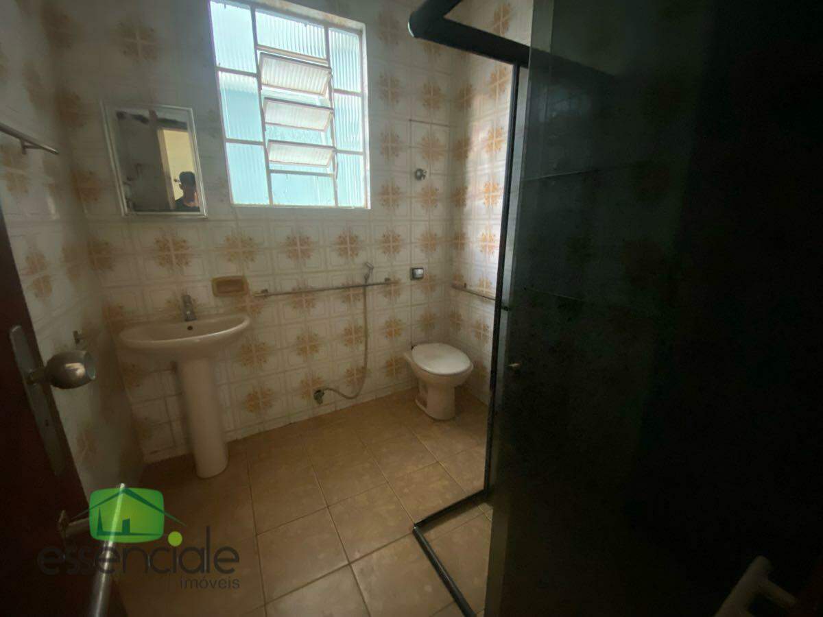 Casa de 360m² e 5 quartos no bairro Jardim Industrial à venda por R$ 840.000