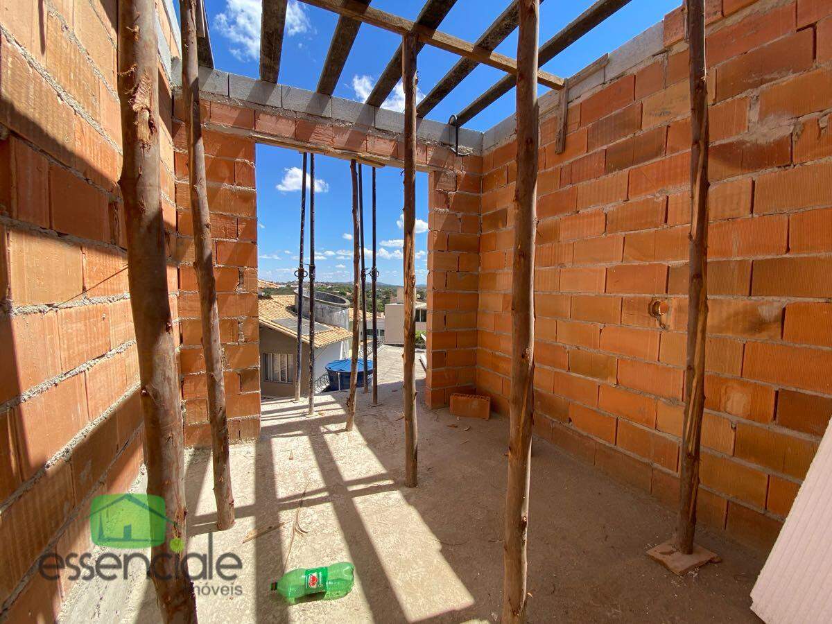 Casa Geminada com 140 m² e 3 quartos no bairro Alvorada à venda por R$ 699.000