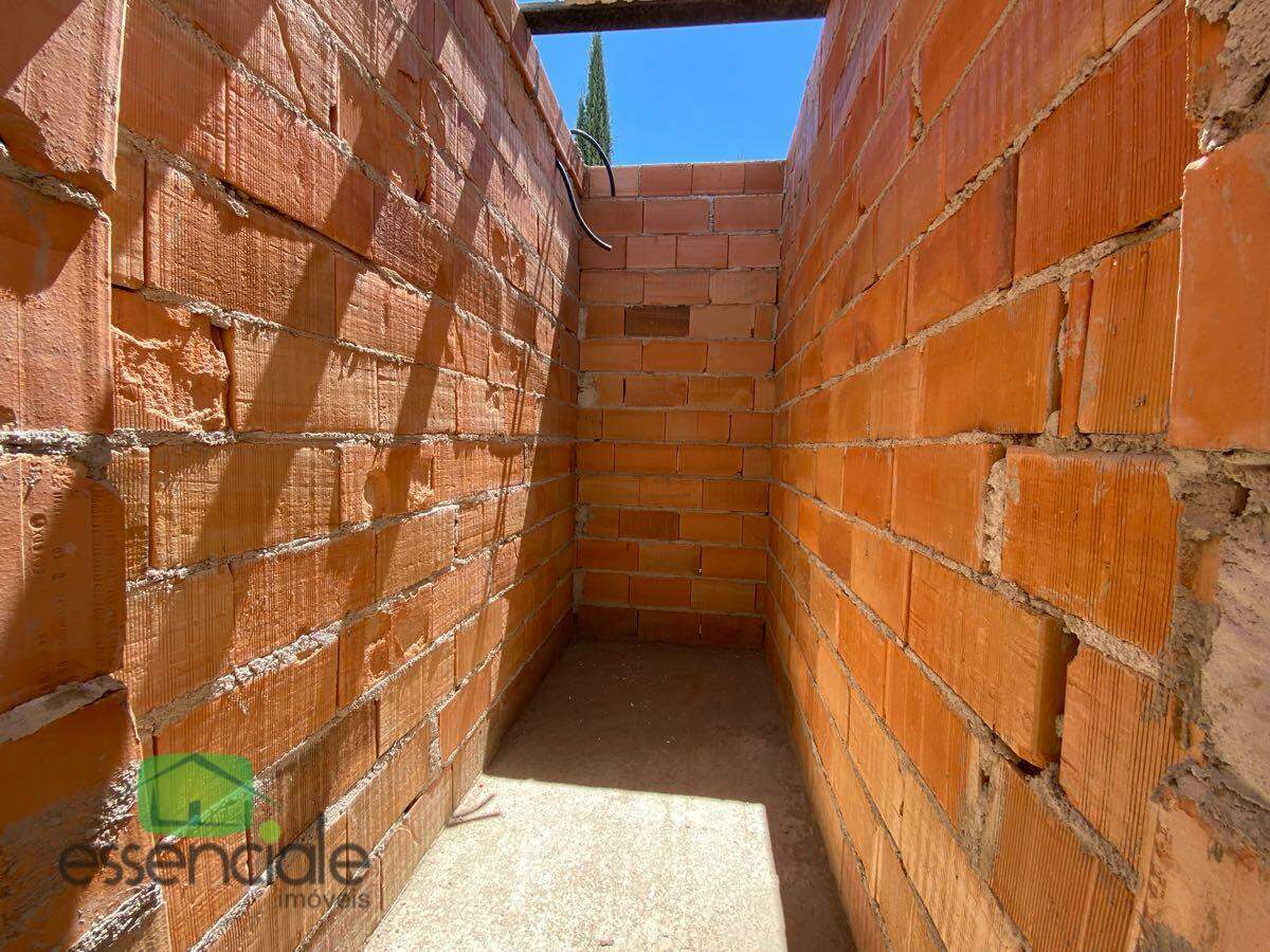 Casa Geminada com 140 m² e 3 quartos no bairro Alvorada à venda por R$ 699.000