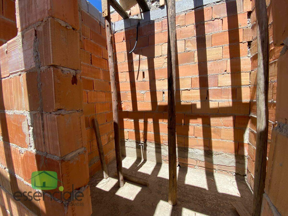 Casa Geminada com 140 m² e 3 quartos no bairro Alvorada à venda por R$ 699.000