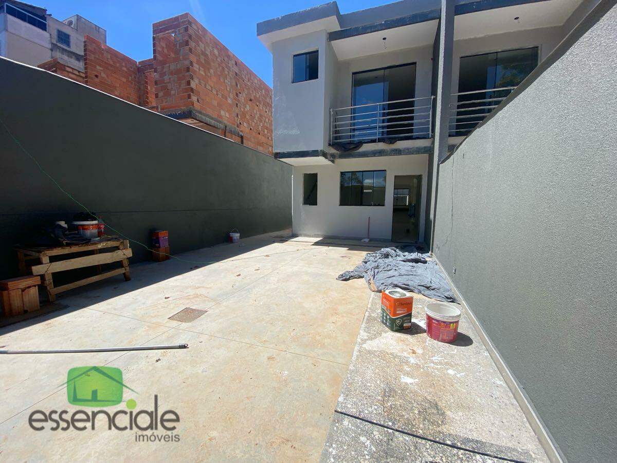 Casa Geminada de 133m² e 3 quartos no bairro Linda Vista à venda por R$ 750.000