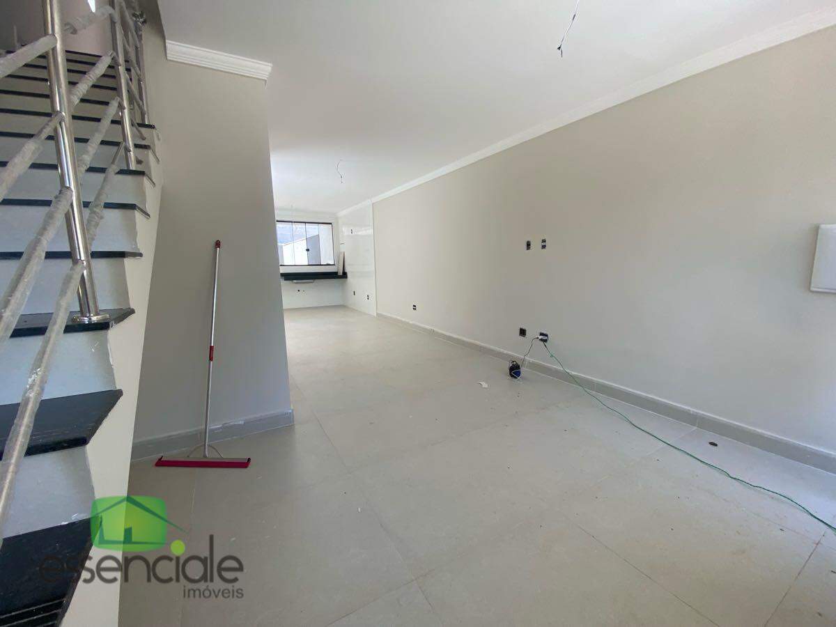 Casa Geminada de 133m² e 3 quartos no bairro Linda Vista à venda por R$ 750.000