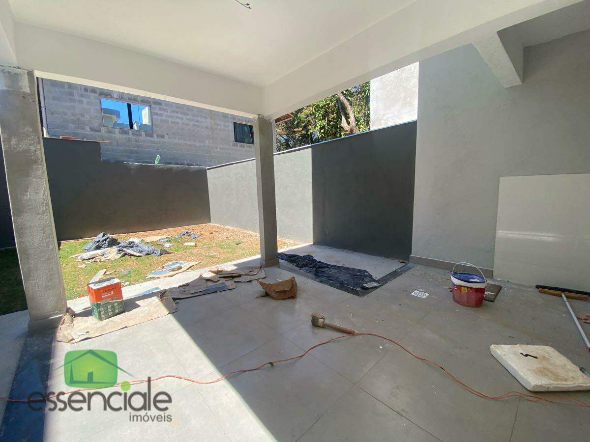 Casa Geminada de 133m² e 3 quartos no bairro Linda Vista à venda por R$ 750.000