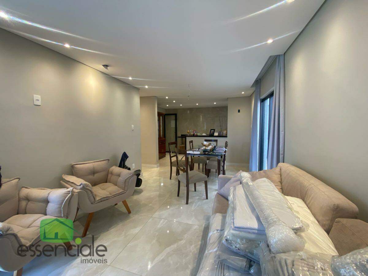 Casa de 234m² e 3 quartos no bairro Eldorado à venda por R$ 790.000