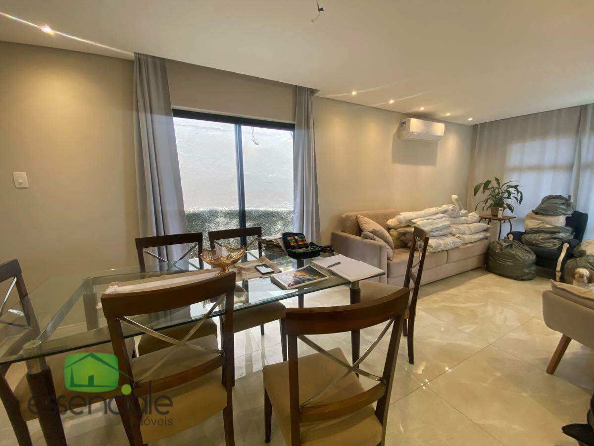 Casa de 234m² e 3 quartos no bairro Eldorado à venda por R$ 790.000