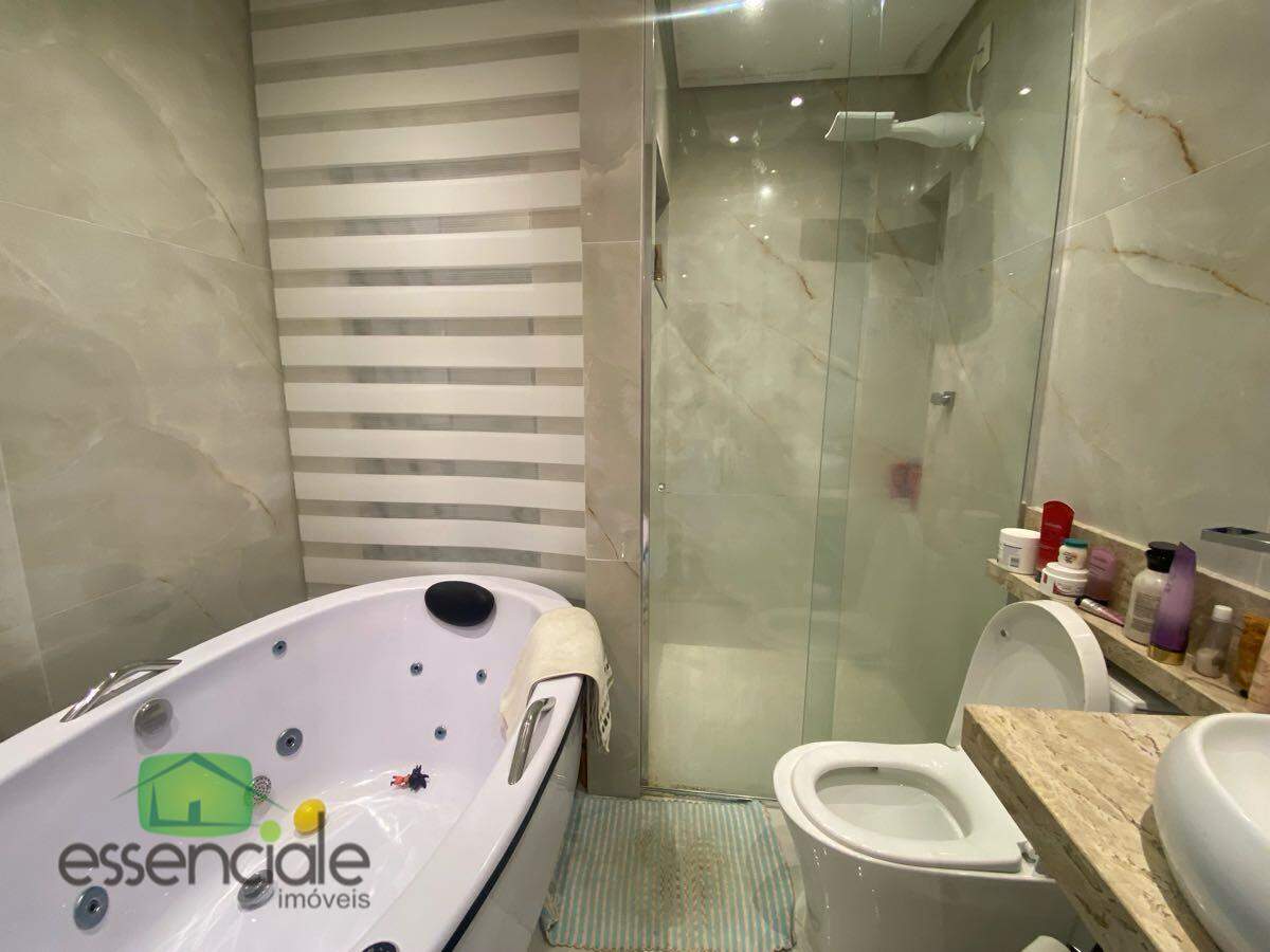 Casa de 234m² e 3 quartos no bairro Eldorado à venda por R$ 790.000