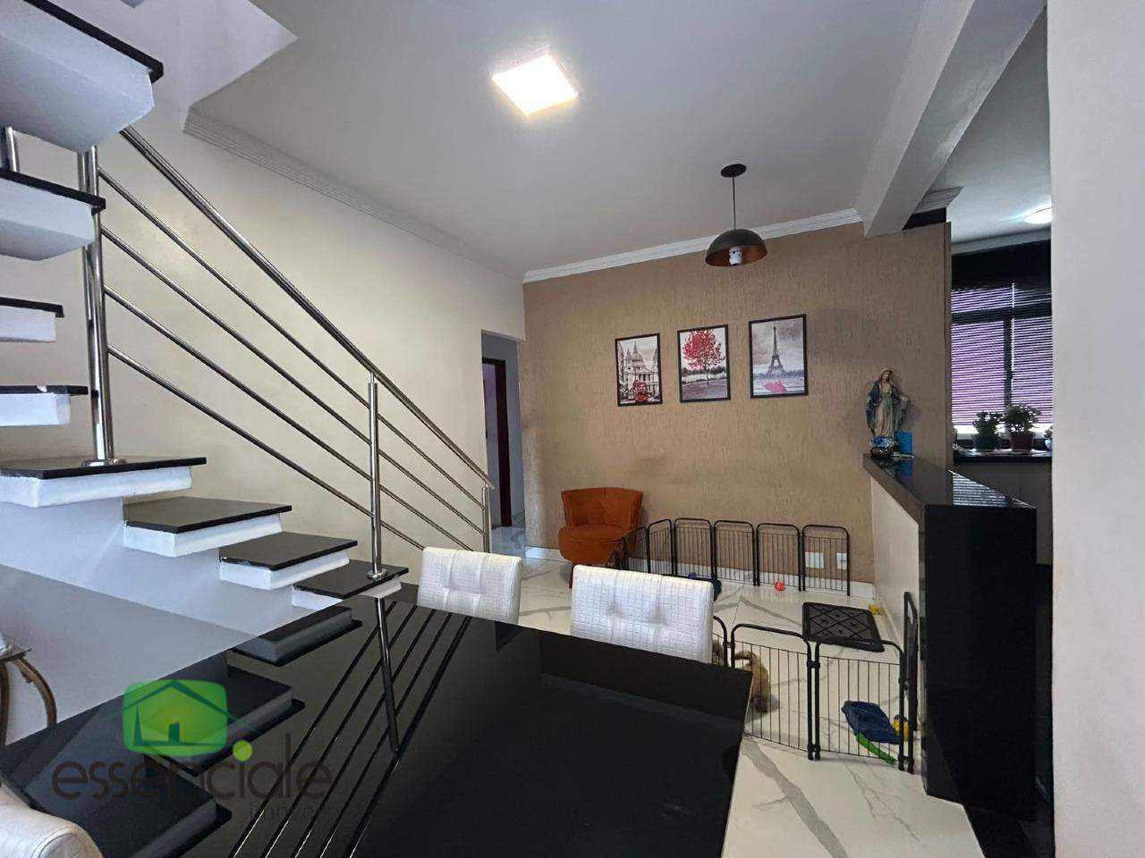 Cobertura de 126m² e 3 quartos no bairro Jardim Riacho das Pedras à venda por R$ 530.000