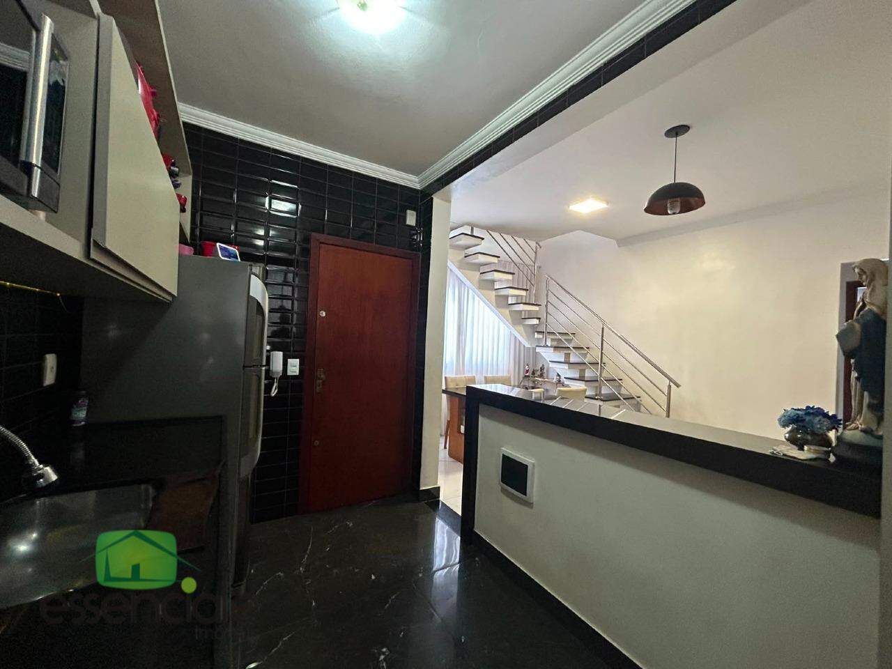 Cobertura de 126m² e 3 quartos no bairro Jardim Riacho das Pedras à venda por R$ 530.000