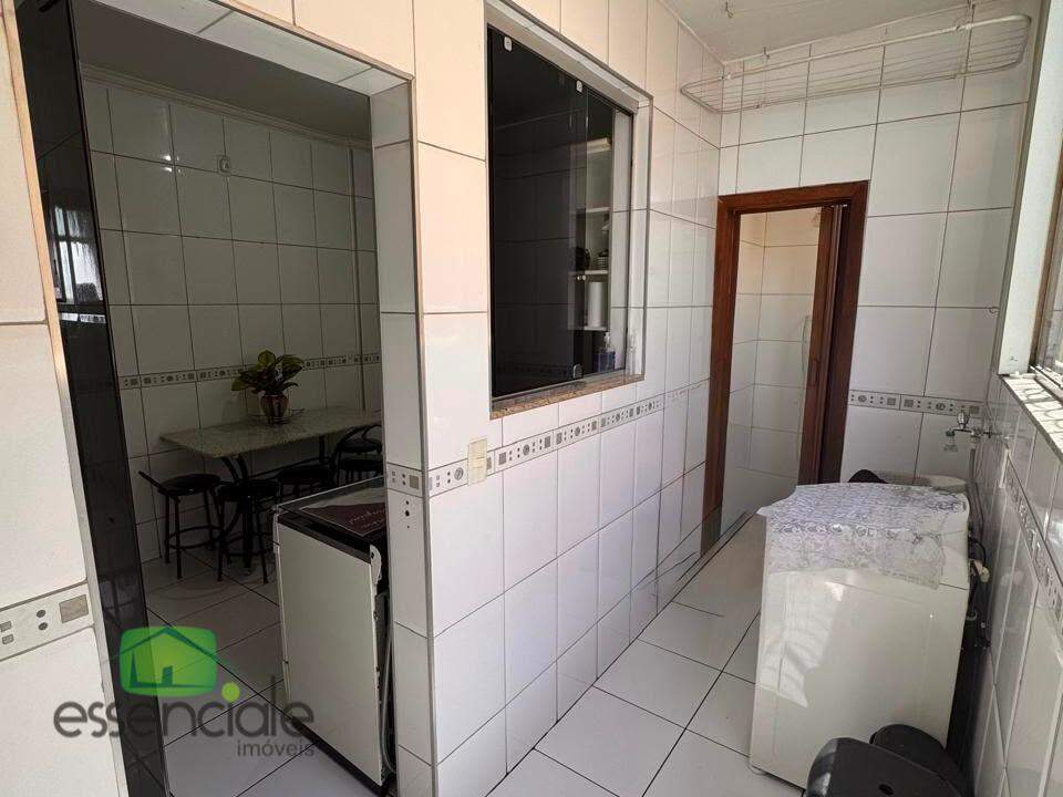 Apartamento com 107 m² e 3 quartos no bairro Industrial em contagem à venda por R$ 375.000