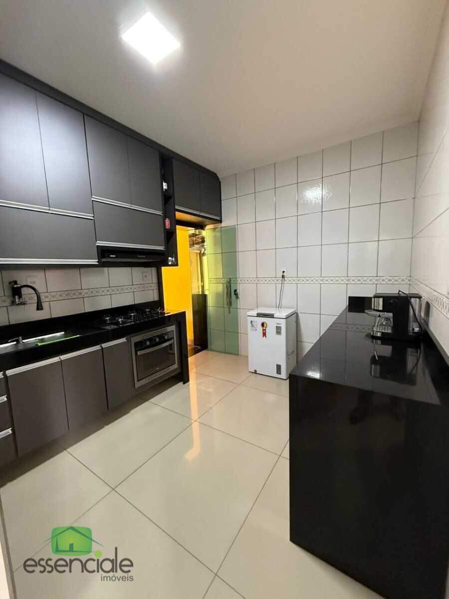 Casa de 150m² e 3 quartos no bairro Jardim Riacho das Pedras à venda por R$ 730.000