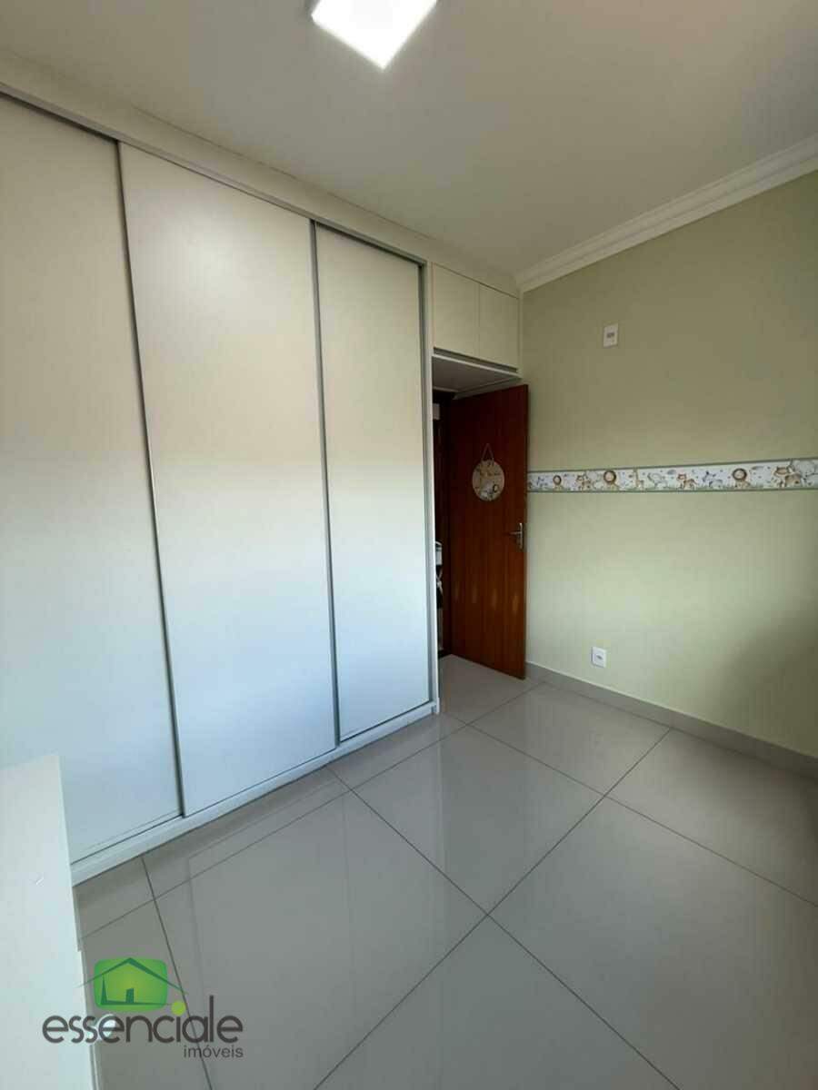 Casa de 150m² e 3 quartos no bairro Jardim Riacho das Pedras à venda por R$ 730.000