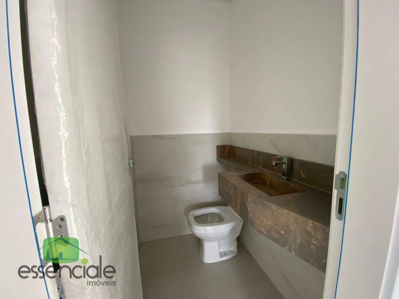 Cobertura de 206 m² e 3 quartos no bairro Jardim Riacho das Pedras à venda por R$ 1.200.000