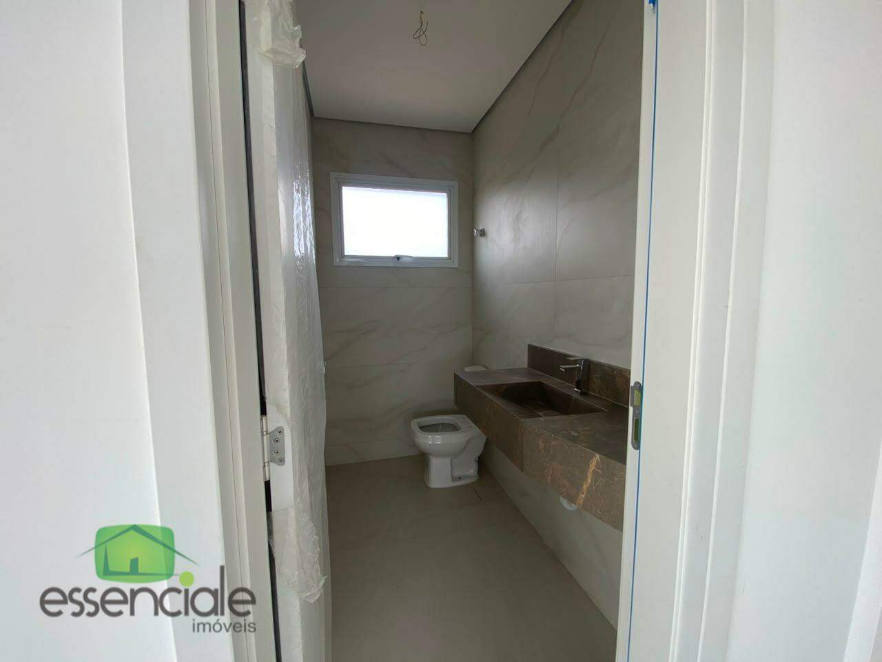 Cobertura de 206 m² e 3 quartos no bairro Jardim Riacho das Pedras à venda por R$ 1.200.000