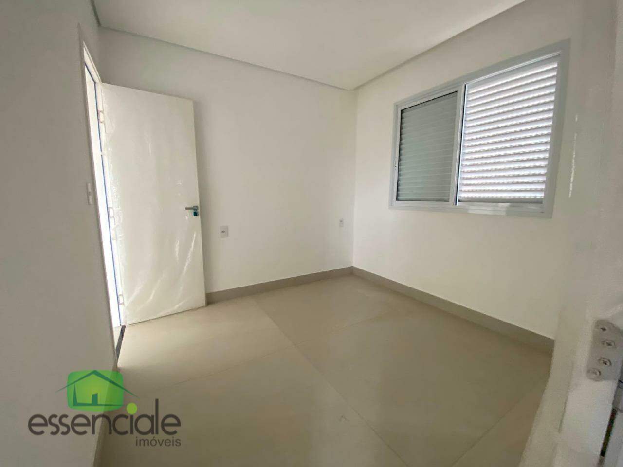 Cobertura de 206 m² e 3 quartos no bairro Jardim Riacho das Pedras à venda por R$ 1.200.000