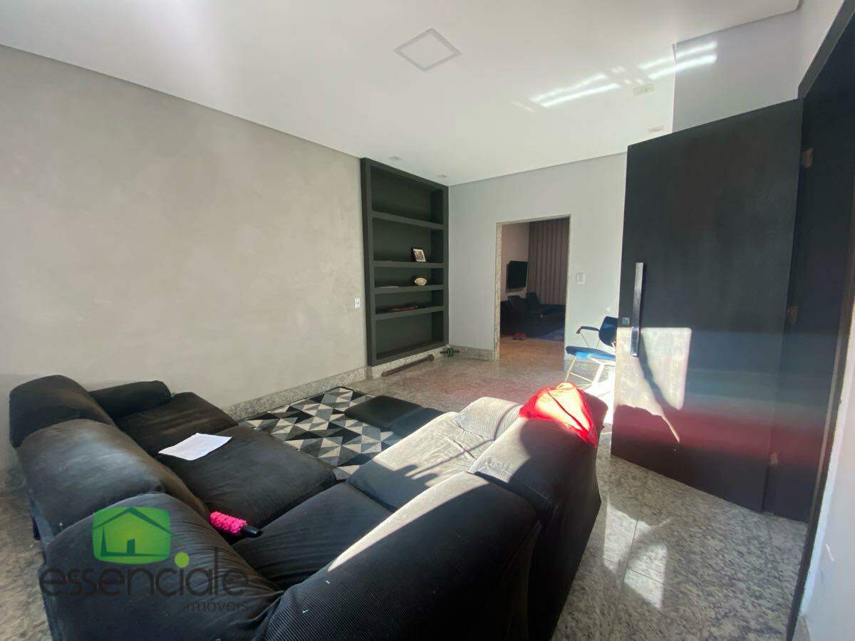 Casa de 340 m² e 3 quartos no bairro Fonte Grande à venda por R$ 1.200.000