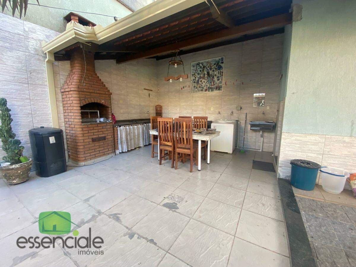 Casa de 340 m² e 3 quartos no bairro Fonte Grande à venda por R$ 1.200.000