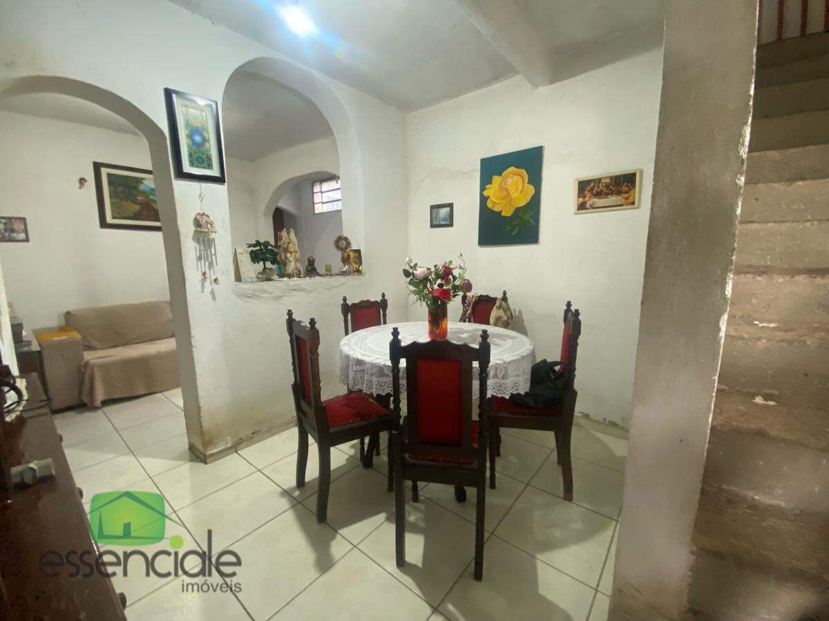 Casa de 360 m² e 3 quartos no bairro Eldorado à venda por R$ 470.000
