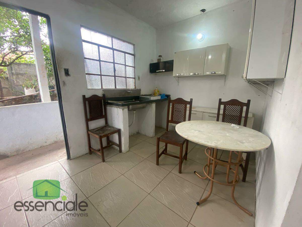 Casa de 360 m² e 3 quartos no bairro Eldorado à venda por R$ 470.000