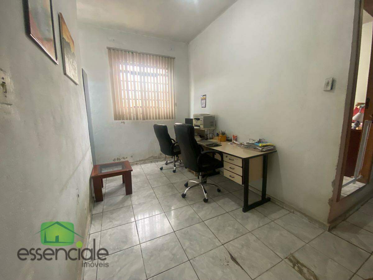 Casa de 360 m² e 3 quartos no bairro Eldorado à venda por R$ 470.000