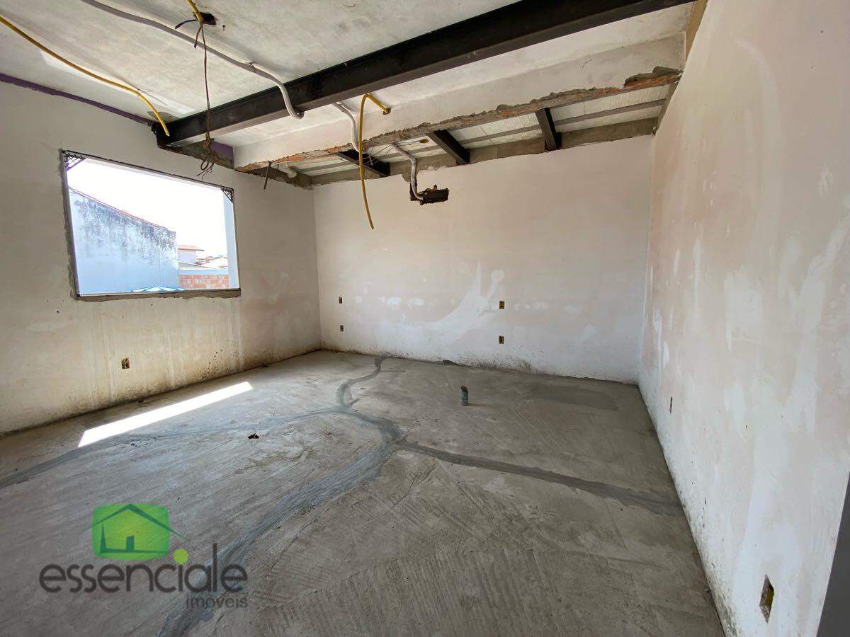 Cobertura de 410 m² e 4 quartos no bairro Jardim Riacho das Pedras à venda por R$ 2.500.000