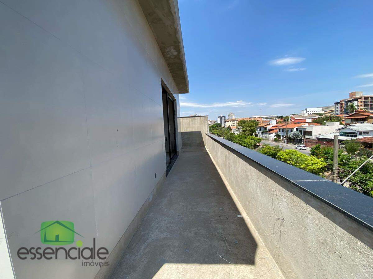 Cobertura de 410 m² e 4 quartos no bairro Jardim Riacho das Pedras à venda por R$ 2.500.000