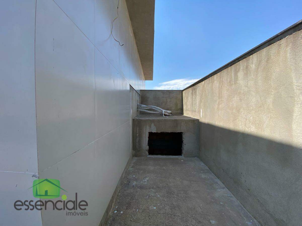 Cobertura de 410 m² e 4 quartos no bairro Jardim Riacho das Pedras à venda por R$ 2.500.000