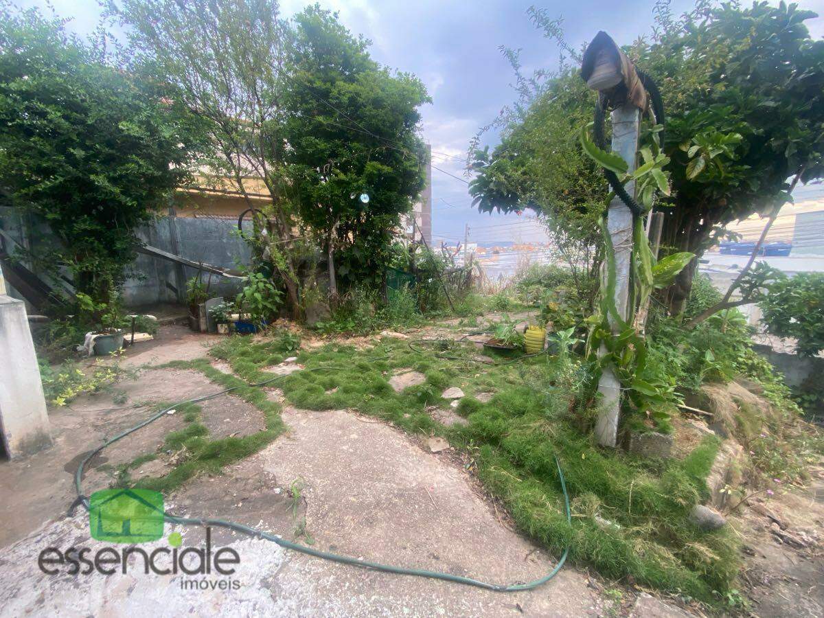 Lote de 360 m² no bairro Bandeirantes à venda por R$ 550.000