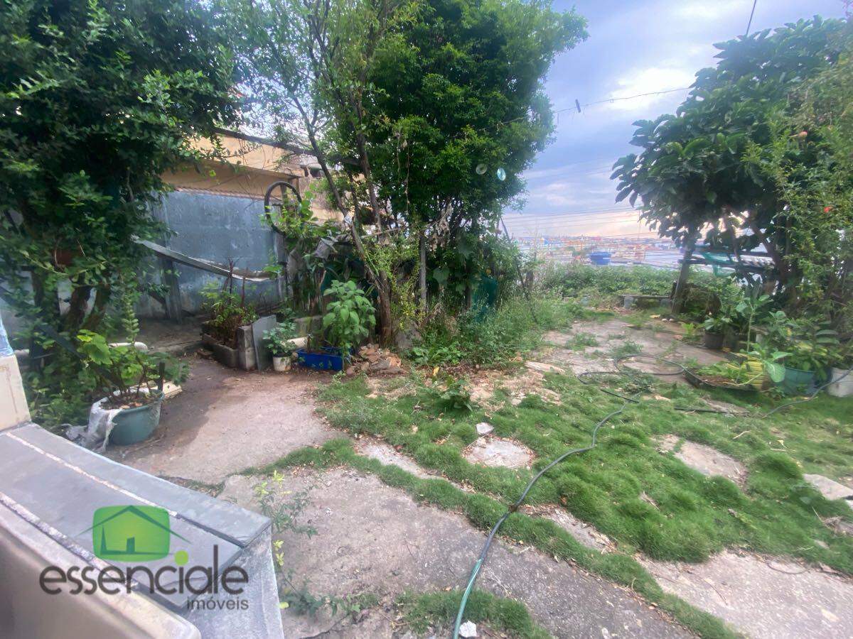 Lote de 360 m² no bairro Bandeirantes à venda por R$ 550.000