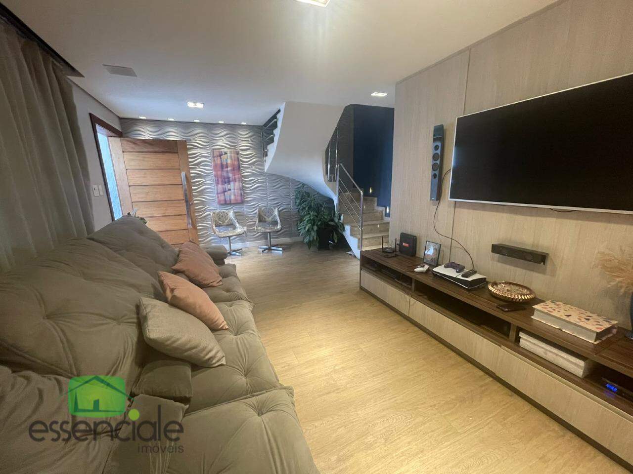 Casa Geminada, 3 quartos suite Jardim Riacho R$ 947.900,00