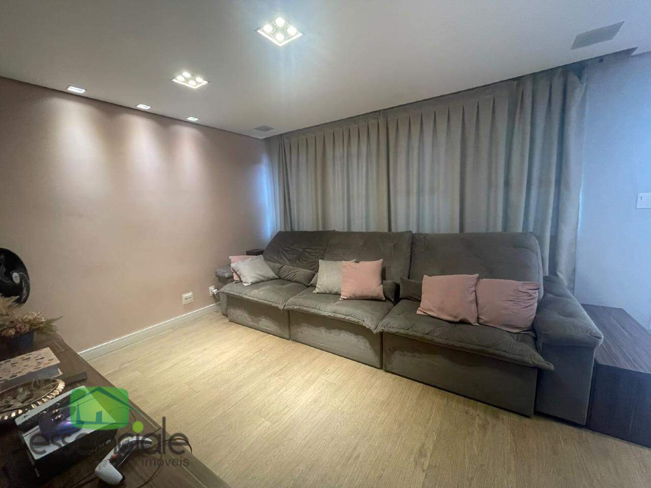 Casa Geminada, 3 quartos suite Jardim Riacho R$ 947.900,00