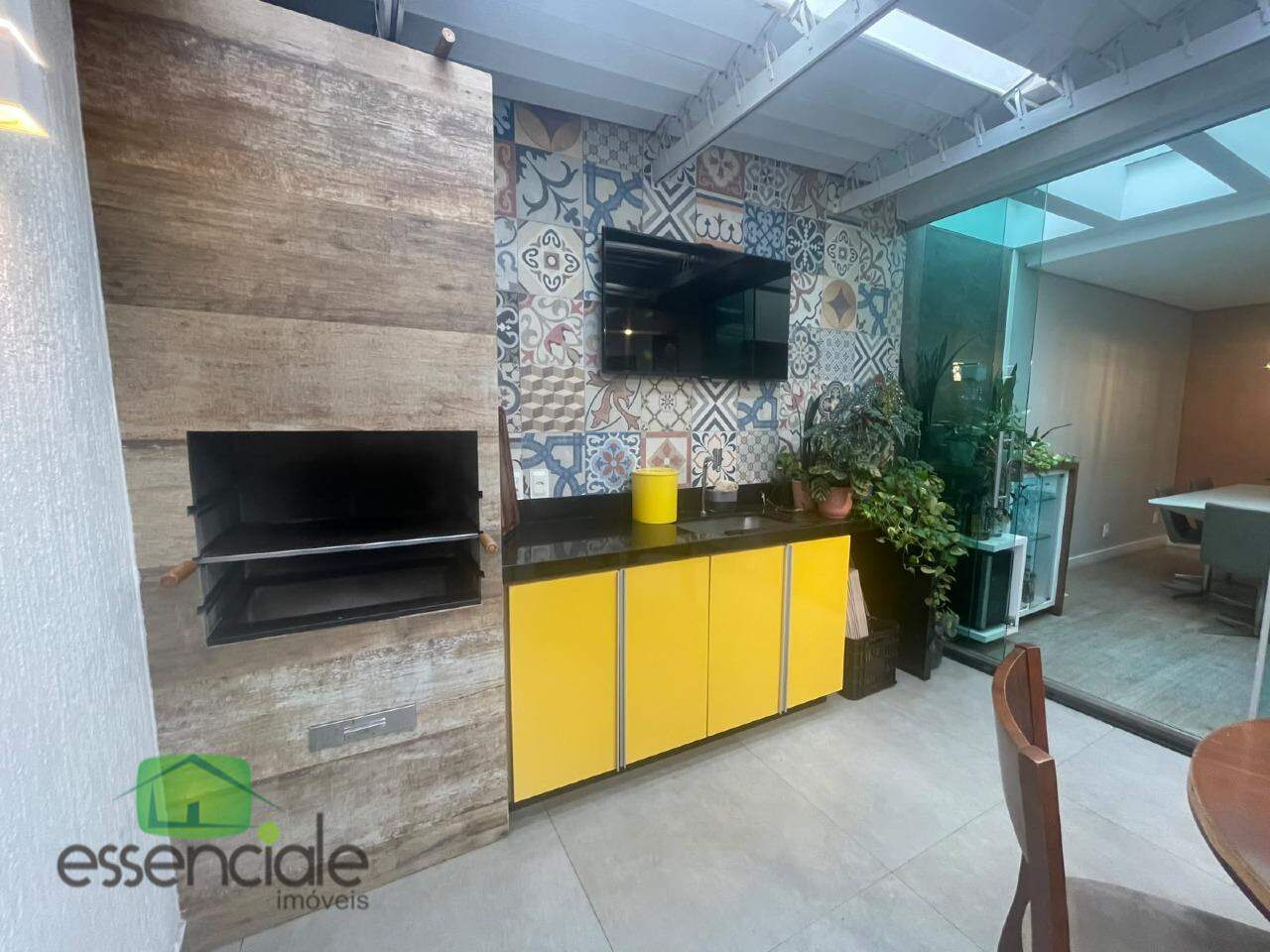 Casa Geminada, 3 quartos suite Jardim Riacho R$ 947.900,00