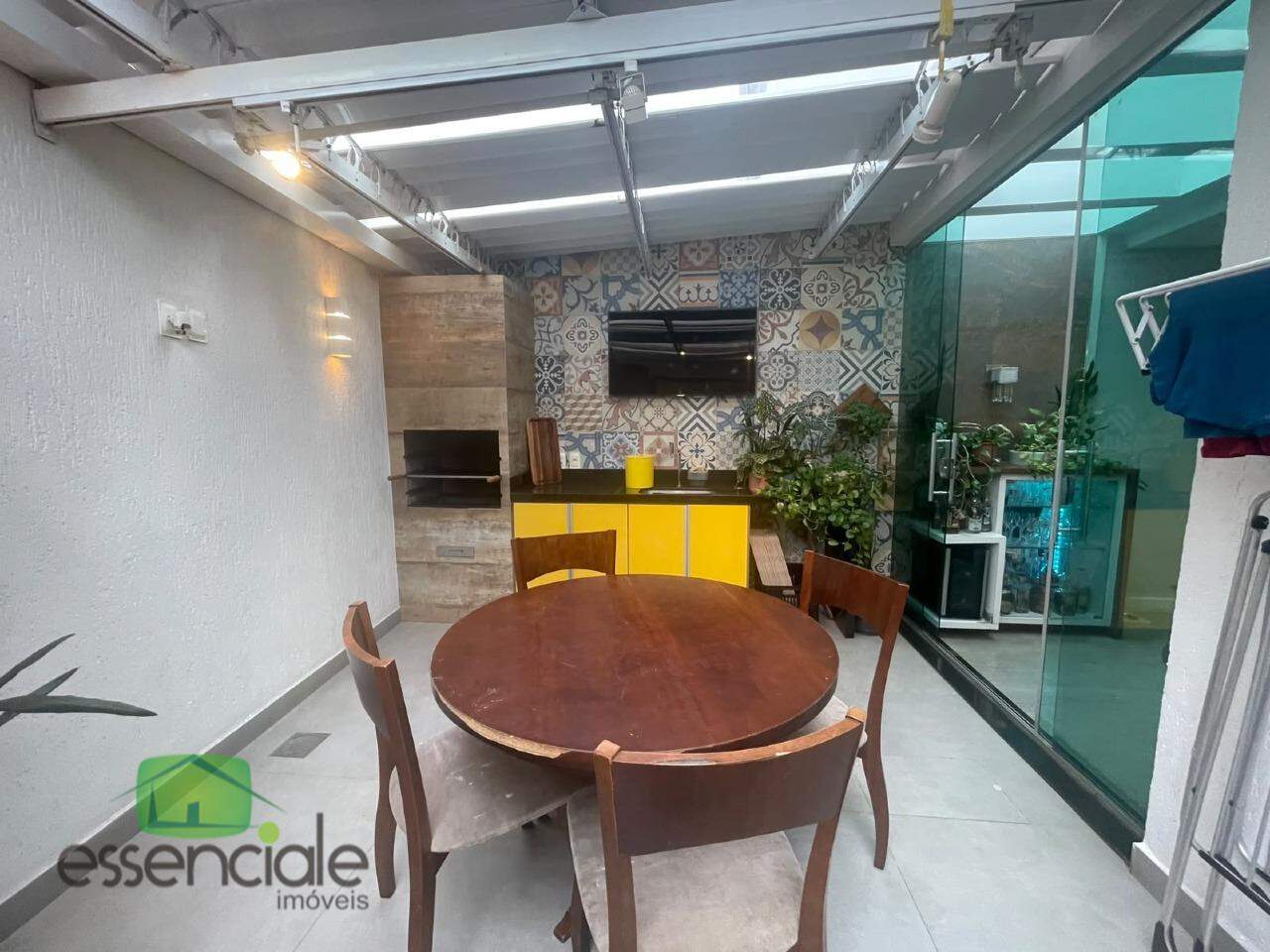 Casa Geminada, 3 quartos suite Jardim Riacho R$ 947.900,00