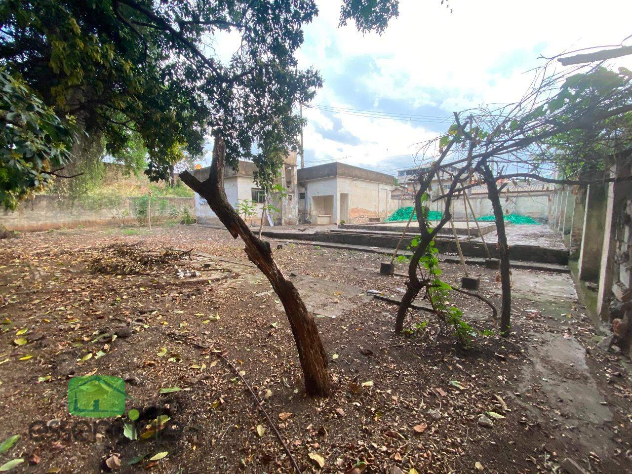 Lote de 1.000 m² no bairro Santa Terezinha à venda por R$ 1.000.000,00