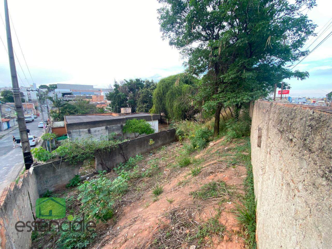 Lote de 1.000 m² no bairro Santa Terezinha à venda por R$ 1.000.000,00