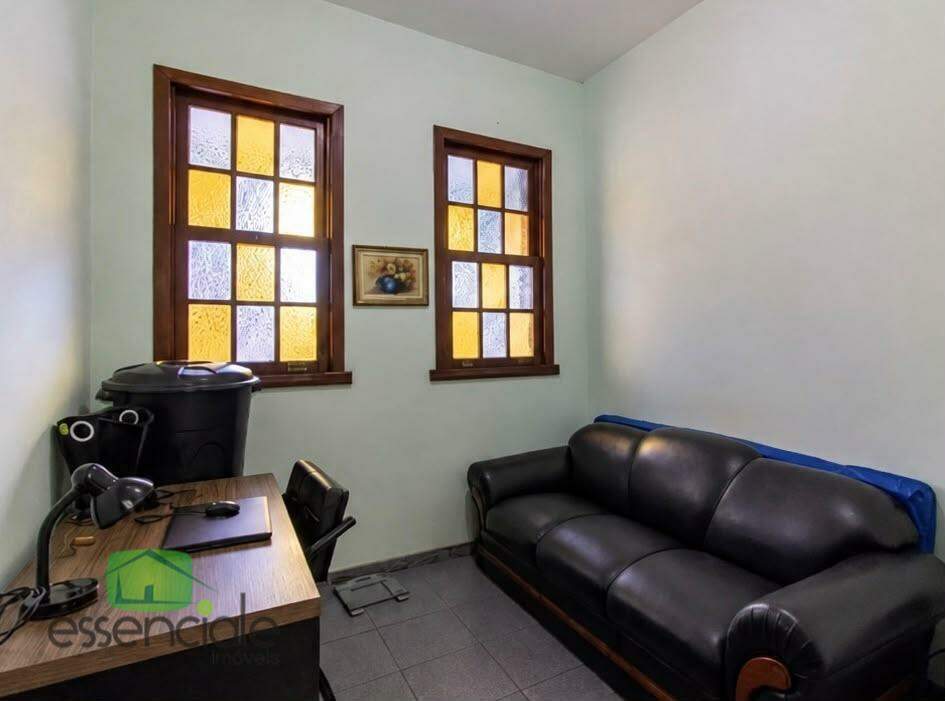 Casa com 420 m² e 4 quartos no bairro Jardim Riacho das Pedras à venda por R$ 1.500.000,00