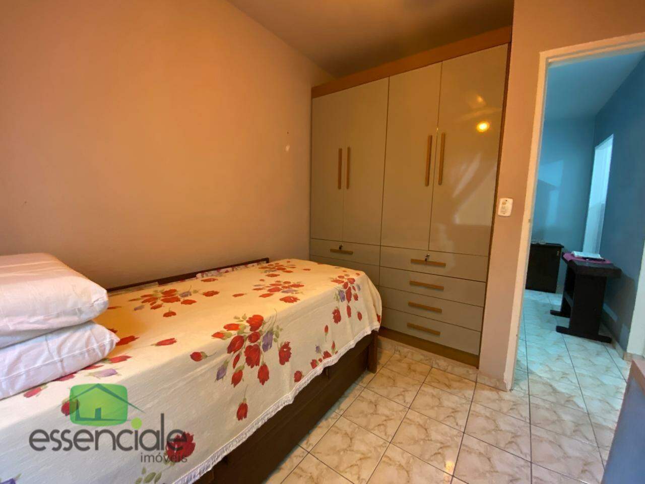Apartamento com 40 m² e dois quartos no bairro Alvorada à venda por R$ 250.000