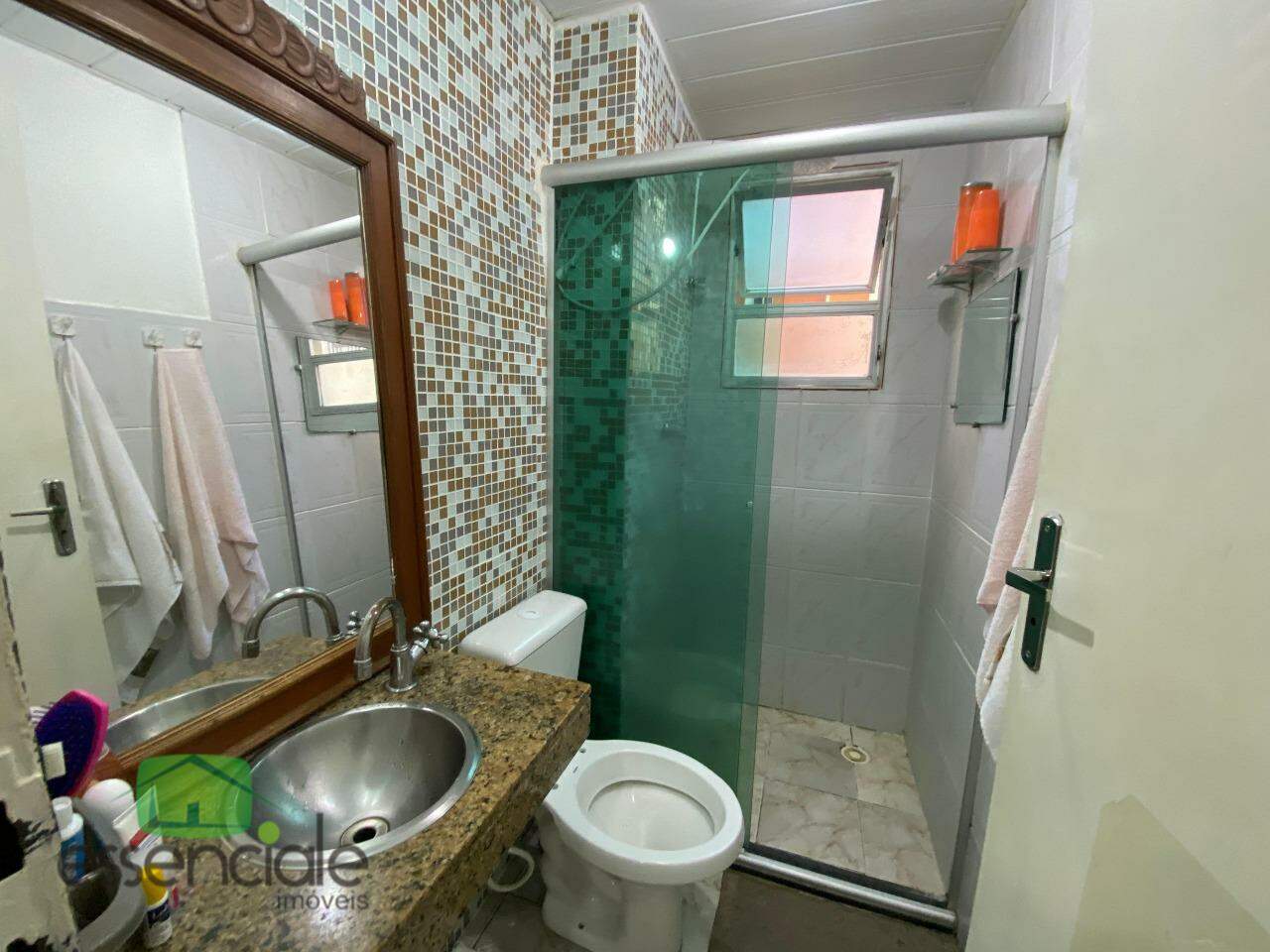 Apartamento com 40 m² e dois quartos no bairro Alvorada à venda por R$ 250.000