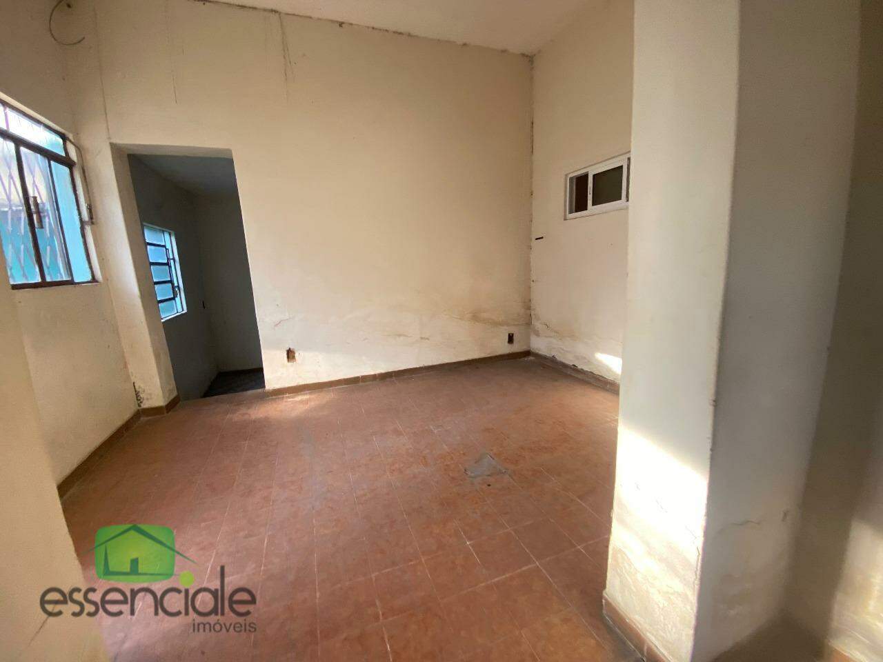 Casa de 360 m² e 4 quartos à venda no bairro Eldorado por R$ 690.000