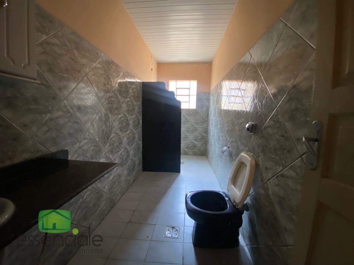 Casa de 360 m² e 5 quartos no bairro Novo Riacho à venda por R$ 600.000