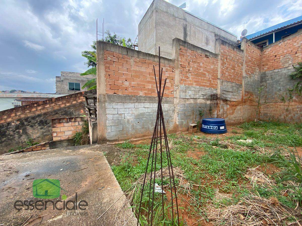 Lote de 168m² no bairro Novo Riacho à venda por R$ 350.000