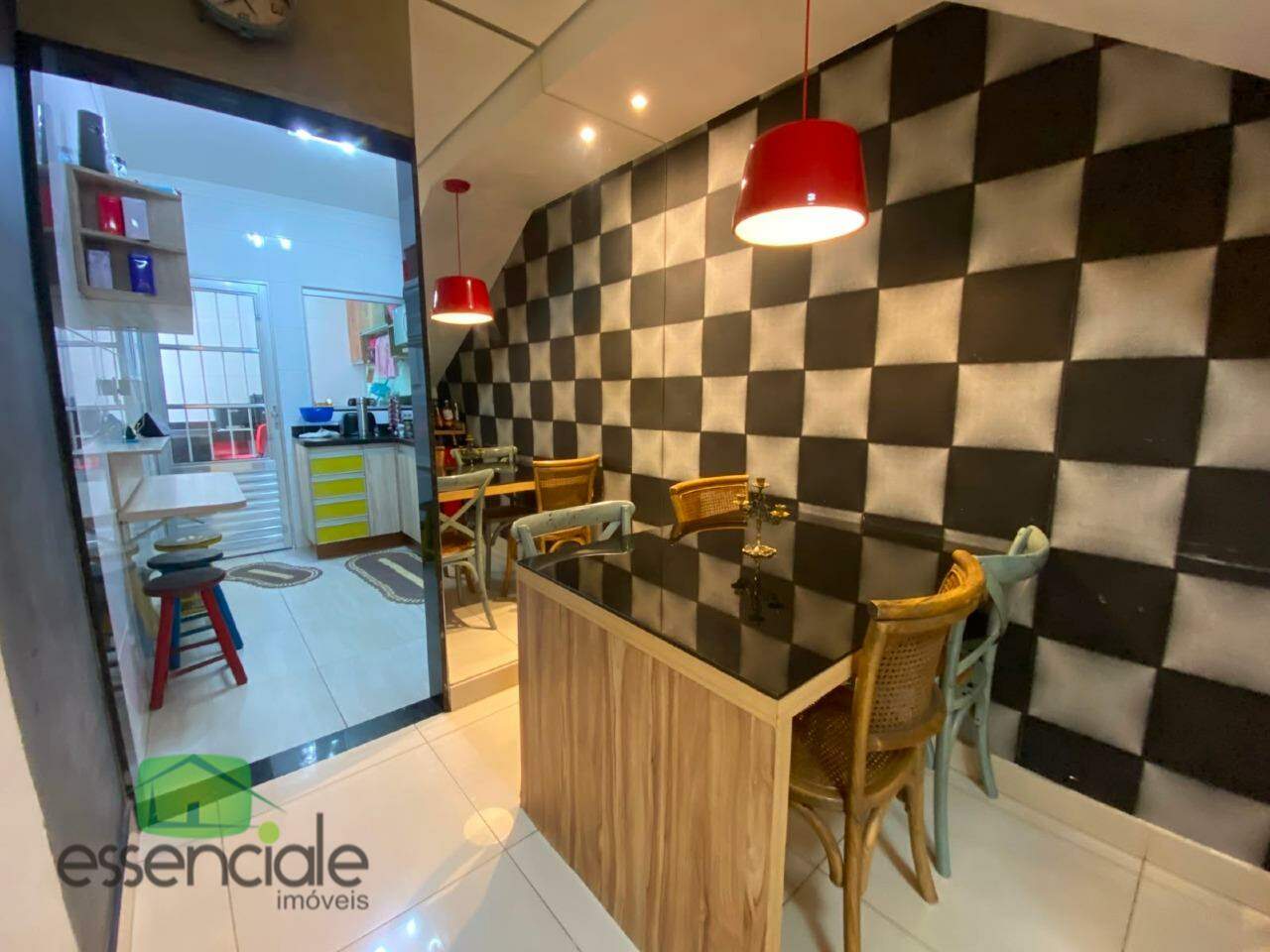 Apartamento com área privativa de 108 m² e 3 quartos no bairro Amazonas à venda por R$ 530.000