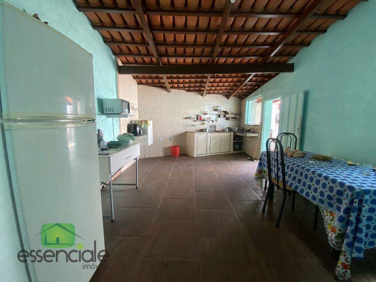 Casa de 300 m² e 3 quartos no bairro Central Parque à venda por R$ 500.000