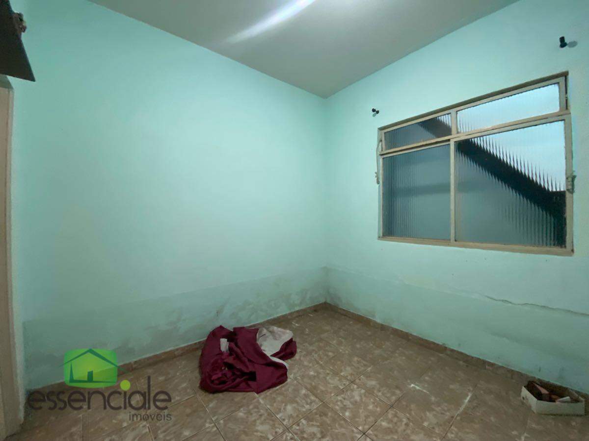 Casa de 300 m² e 3 quartos no bairro Central Parque à venda por R$ 500.000