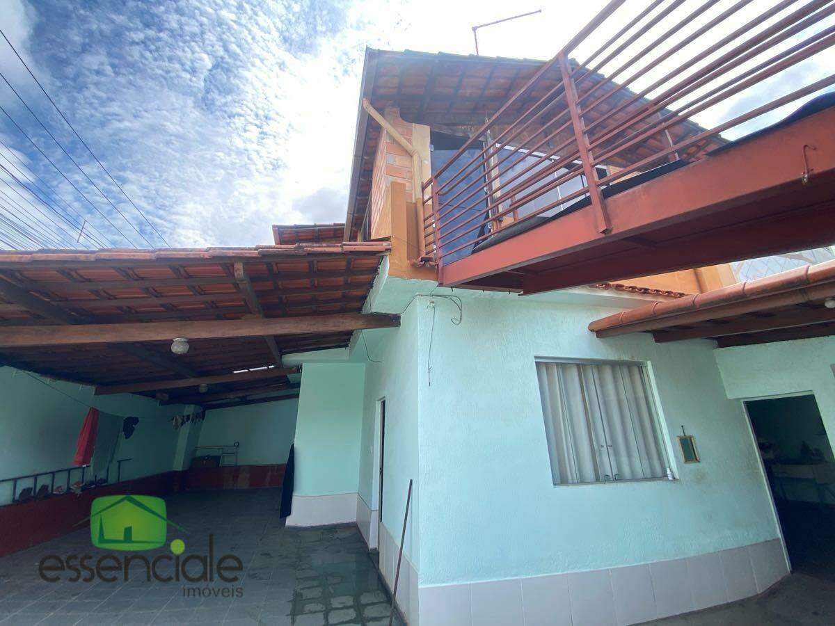 Casa de 300 m² e 3 quartos no bairro Central Parque à venda por R$ 500.000