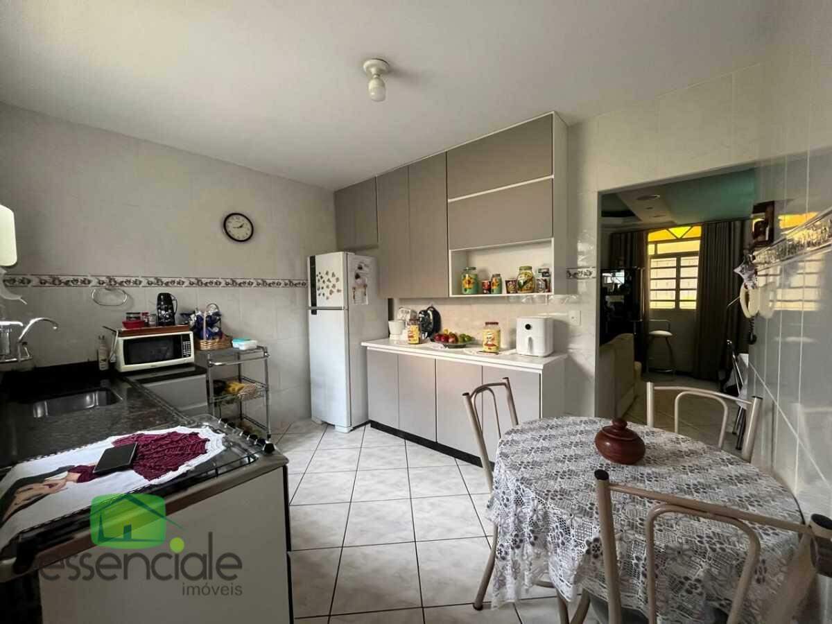 Casa de Condomínio de 82m² e 3 quartos no bairro Fonte Grande à venda por R$ 550.000