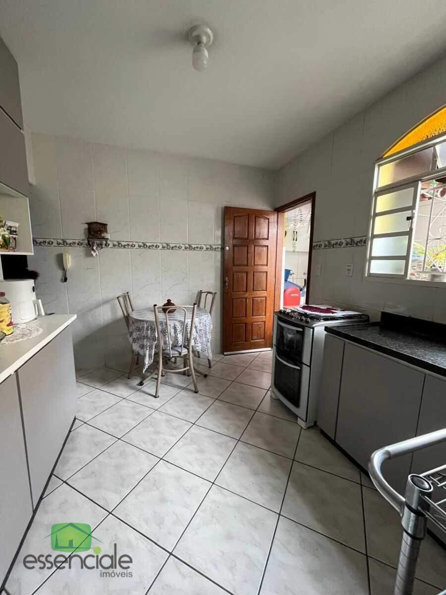Casa de Condomínio de 82m² e 3 quartos no bairro Fonte Grande à venda por R$ 550.000