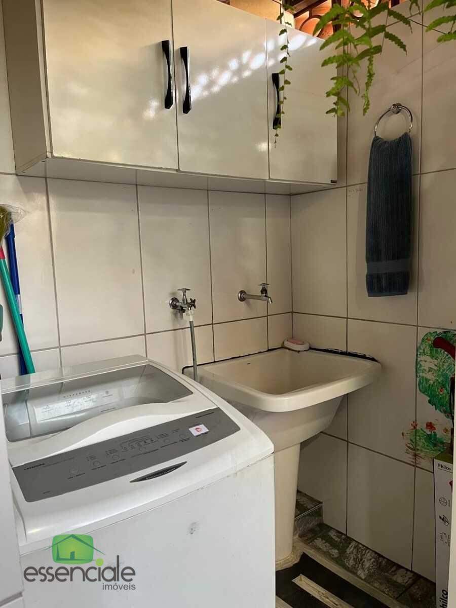 Casa de Condomínio de 82m² e 3 quartos no bairro Fonte Grande à venda por R$ 550.000